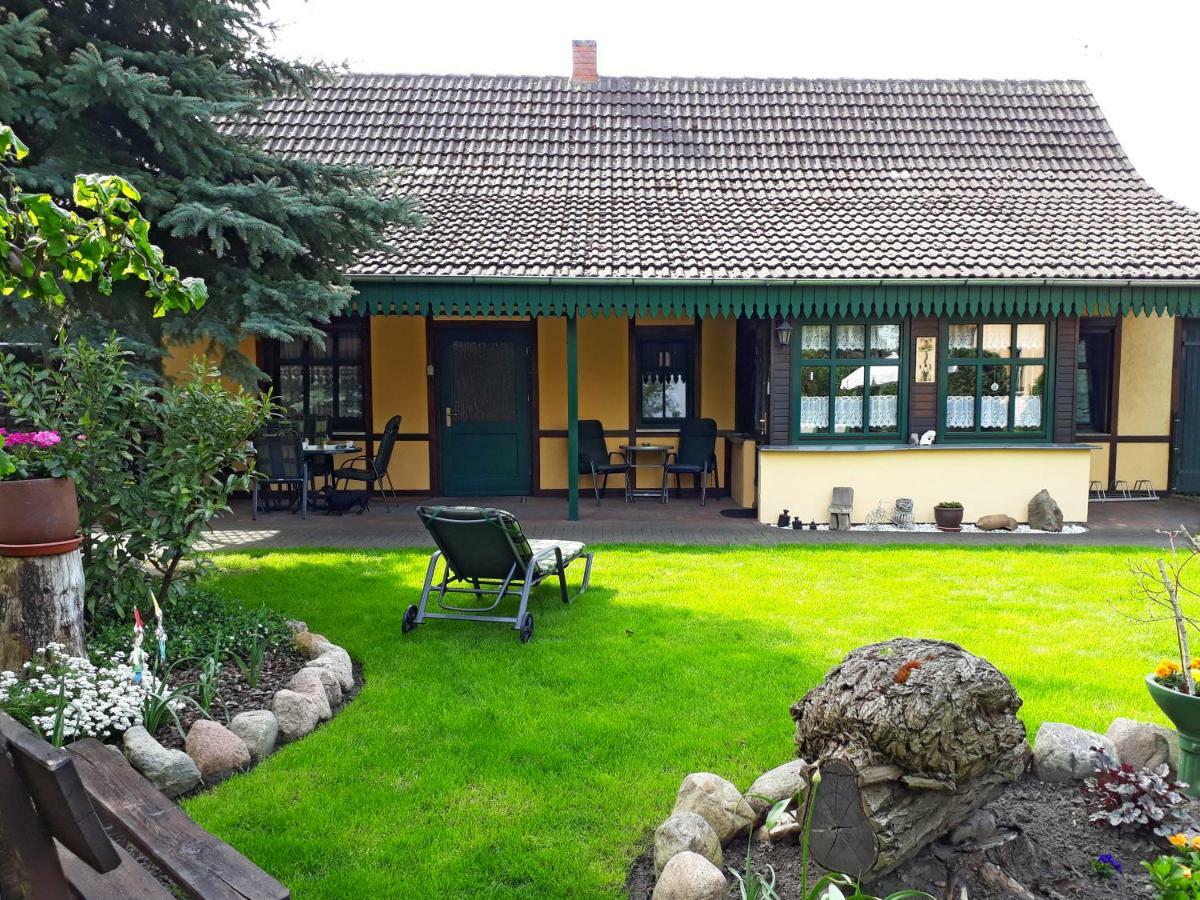 Pension Zum Weissen Hirsch Reitwein Esterno foto